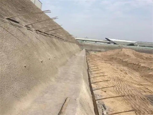 越秀河道边坡加固
